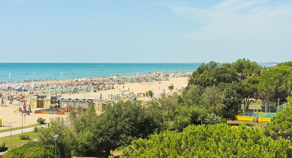 Hotel Montecarlo Bibione Esterno foto