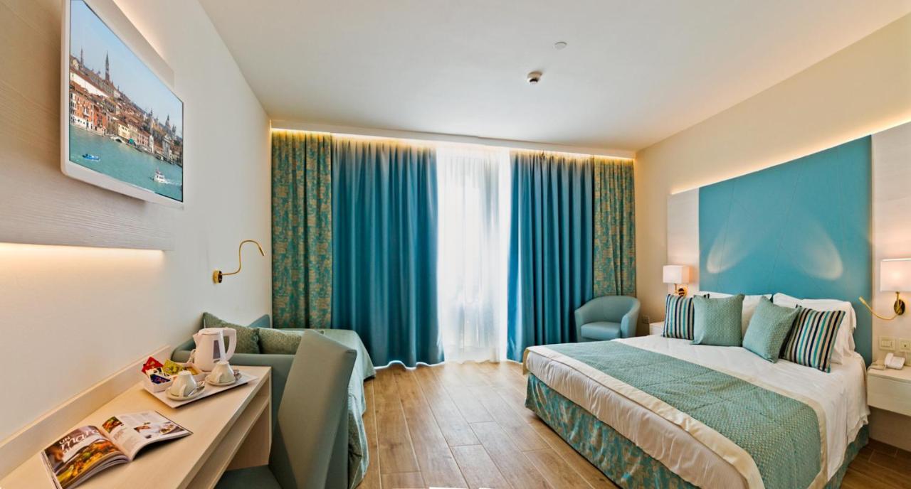 Hotel Montecarlo Bibione Esterno foto